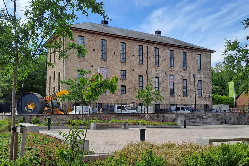 Desarrollo de uso mixto Brunel House